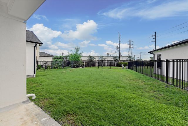 2217 Waterford Village Boulevard, Missouri City, TX 77459