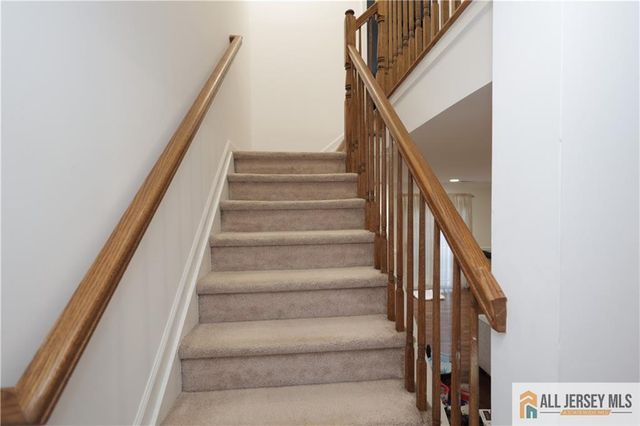 125 Adamecs Way 26, South Amboy, NJ 08879