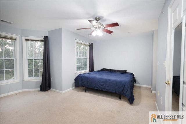 125 Adamecs Way 26, South Amboy, NJ 08879