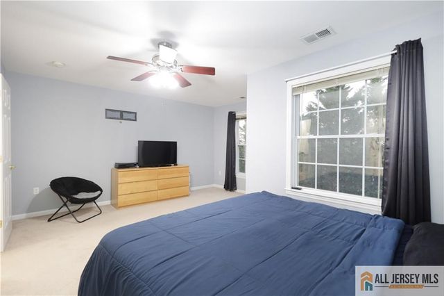 125 Adamecs Way 26, South Amboy, NJ 08879