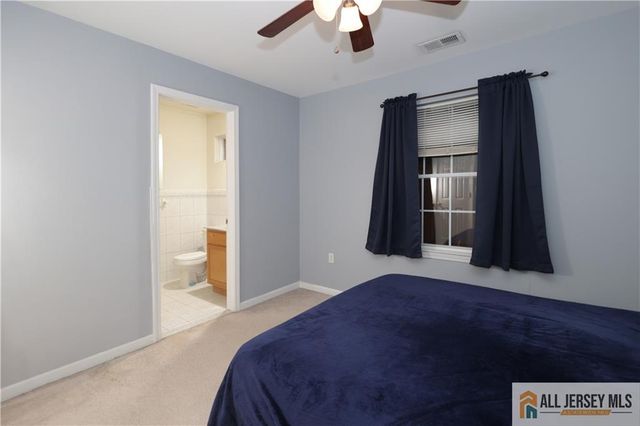 125 Adamecs Way 26, South Amboy, NJ 08879