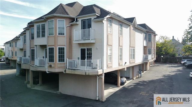 125 Adamecs Way 26, South Amboy, NJ 08879