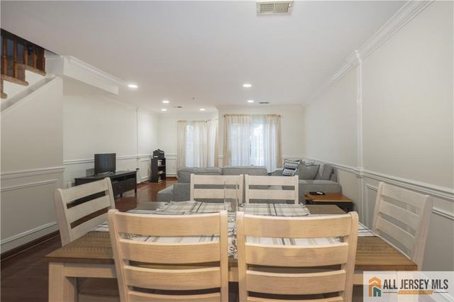 125 Adamecs Way 26, South Amboy, NJ 08879