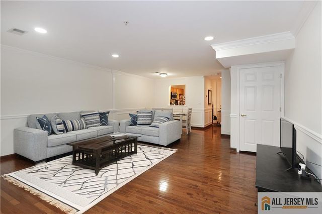 125 Adamecs Way 26, South Amboy, NJ 08879