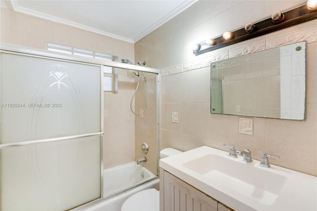 17144 NW 24th Pl, Miami Gardens, FL 33056