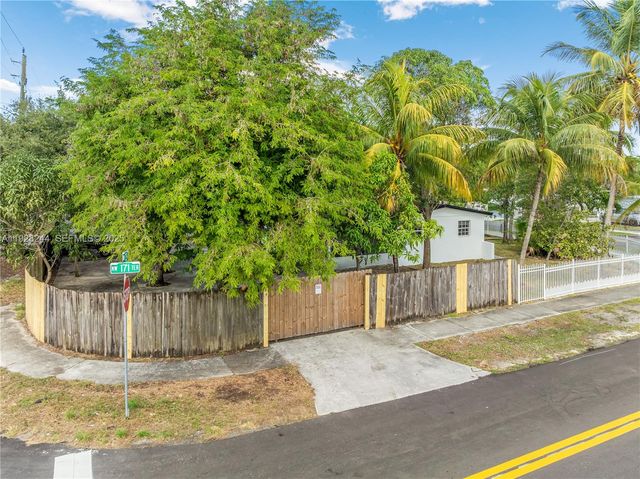 17144 NW 24th Pl, Miami Gardens, FL 33056