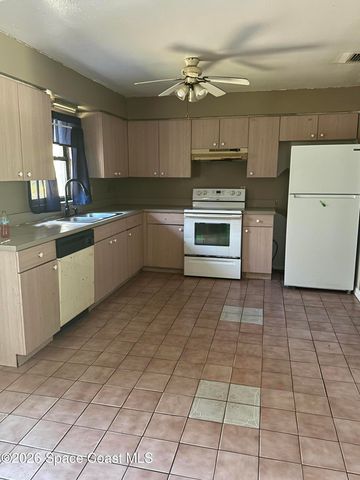 2960 Jefferson Street, Mims, FL 32754