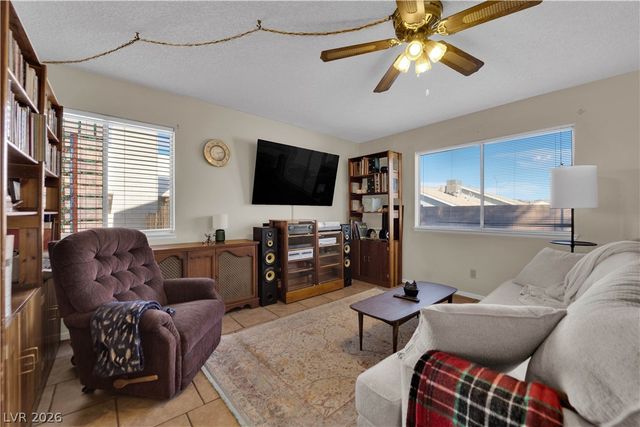 821 Spikenard Drive, Henderson, NV 89002