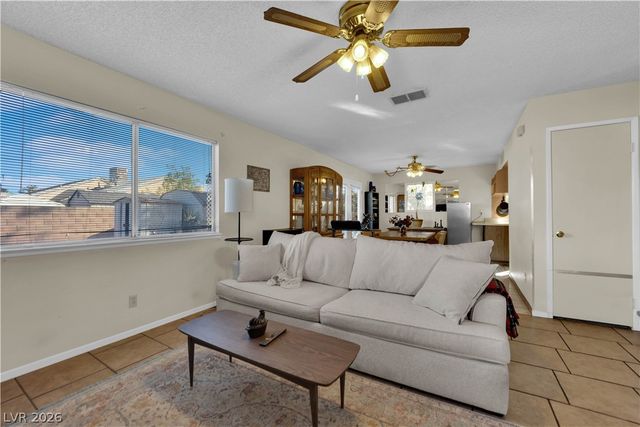 821 Spikenard Drive, Henderson, NV 89002