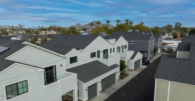 2601 N 27TH Street 2, Phoenix, AZ 85008