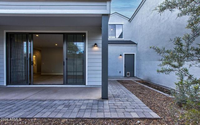 2601 N 27TH Street 2, Phoenix, AZ 85008