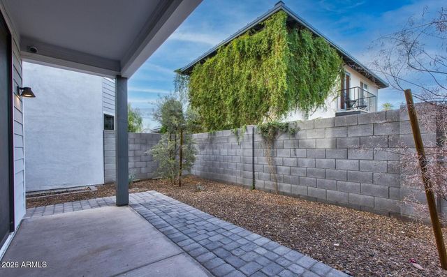 2601 N 27TH Street 2, Phoenix, AZ 85008