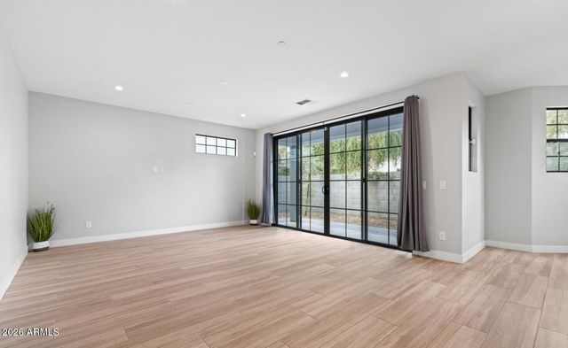 2601 N 27TH Street 2, Phoenix, AZ 85008