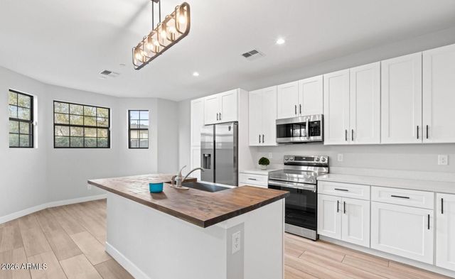 2601 N 27TH Street 2, Phoenix, AZ 85008