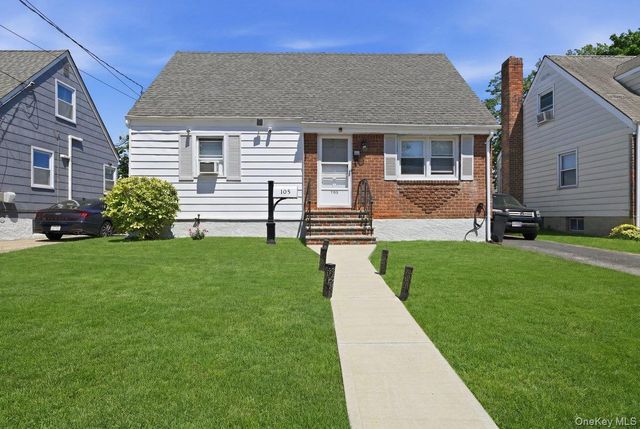 105 N Montague Street, Valley Stream, NY 11580