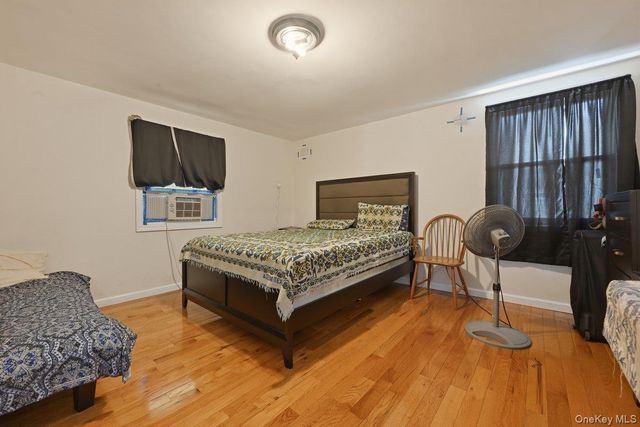 105 N Montague Street, Valley Stream, NY 11580