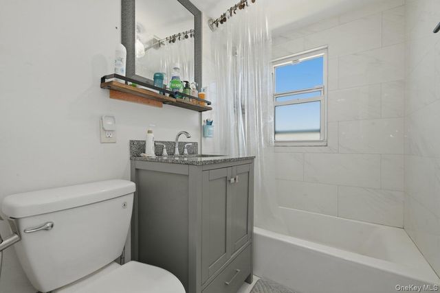 105 N Montague Street, Valley Stream, NY 11580