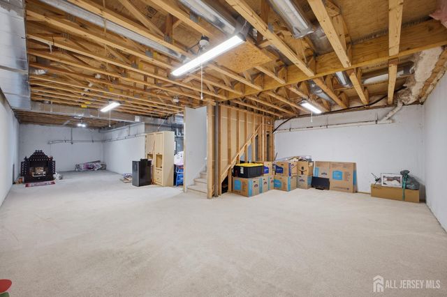 4 Masters Boulevard 4, Piscataway, NJ 08854