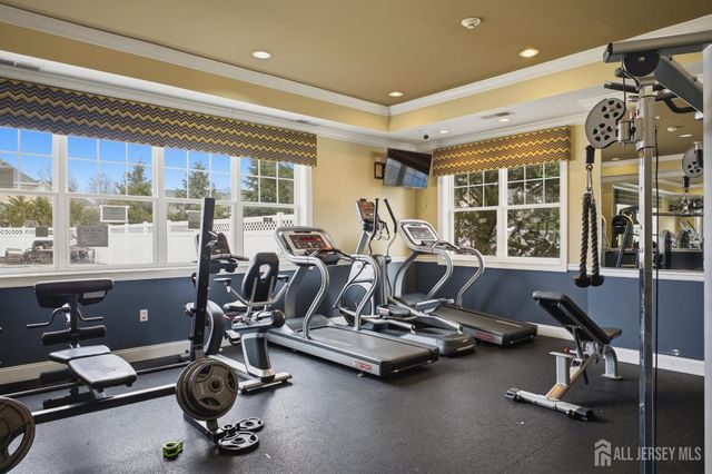 4 Masters Boulevard 4, Piscataway, NJ 08854