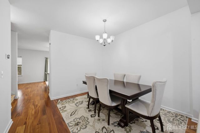 4 Masters Boulevard 4, Piscataway, NJ 08854