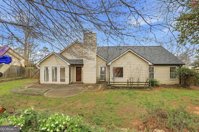 140 Chesterfield Court, Fayetteville, GA 30214