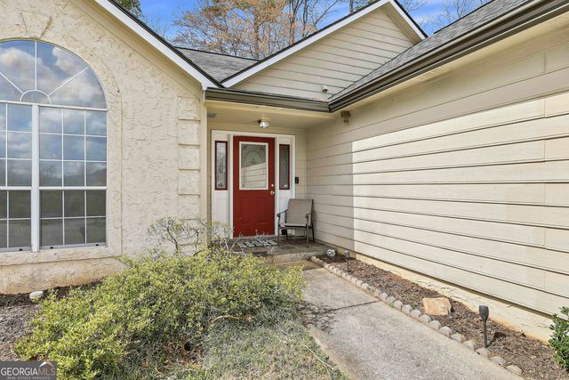 140 Chesterfield Court, Fayetteville, GA 30214