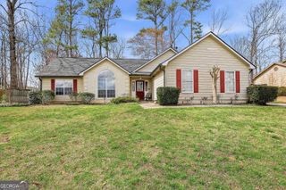 140 Chesterfield Court, Fayetteville, GA 30214
