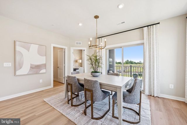 6709 BELCREST RD, Hyattsville, MD 20782