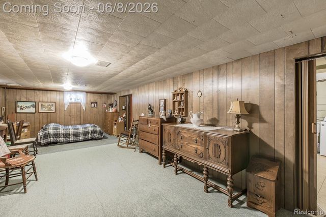202 Park Avenue, Holly Village, MI 48442