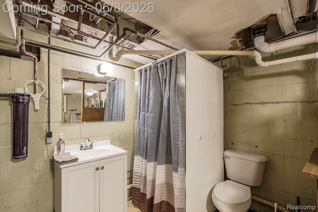 202 Park Avenue, Holly Village, MI 48442