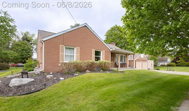 202 Park Avenue, Holly Village, MI 48442