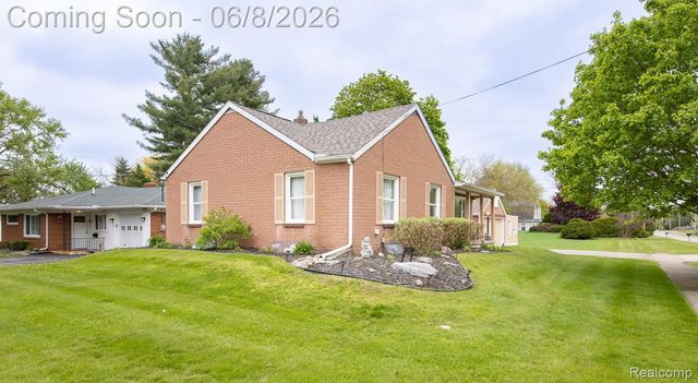 202 Park Avenue, Holly Village, MI 48442