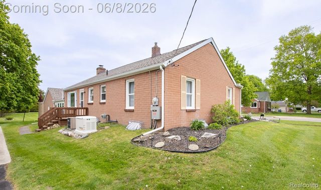202 Park Avenue, Holly Village, MI 48442