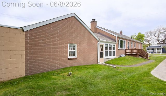 202 Park Avenue, Holly Village, MI 48442