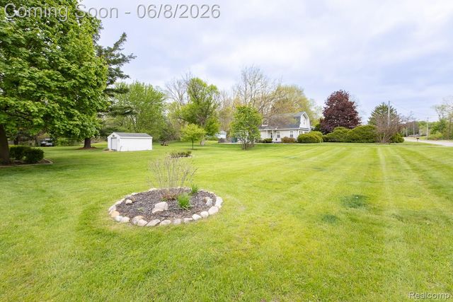 202 Park Avenue, Holly Village, MI 48442