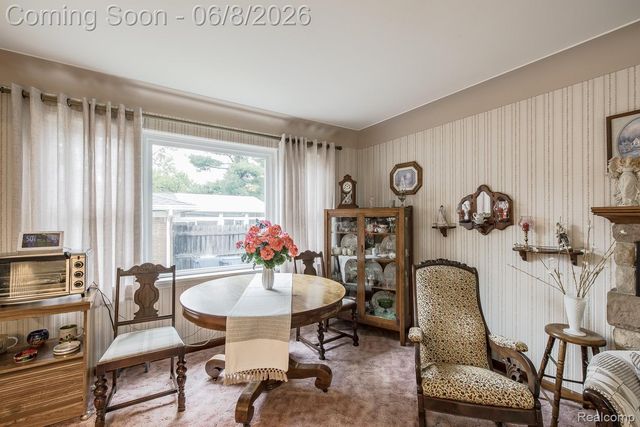 202 Park Avenue, Holly Village, MI 48442