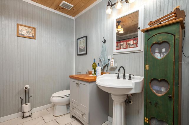1755 BETH LANE, Winter Haven, FL 33880