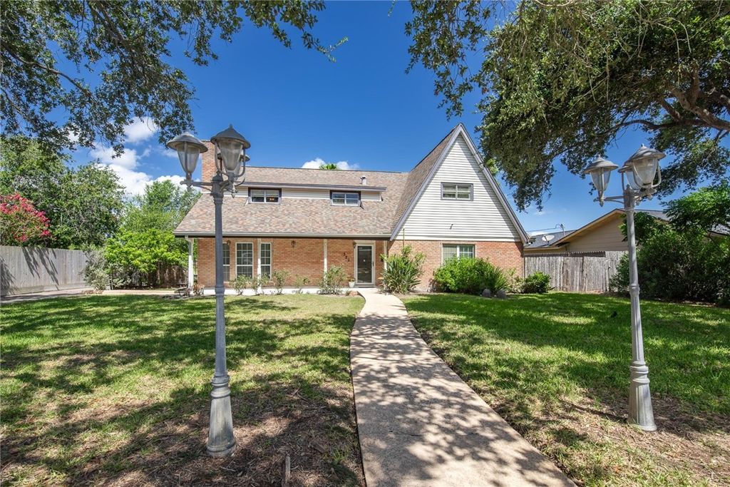 322 Glenmore St, Corpus Christi, TX 78412