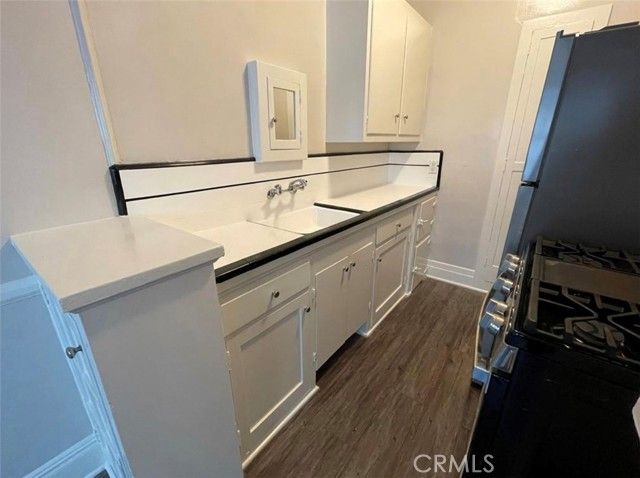 5424 Franklin Avenue, Los Angeles, CA 90027