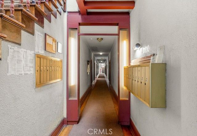 5424 Franklin Avenue, Los Angeles, CA 90027