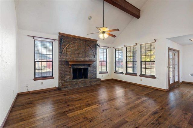 9 NW Forest Ln, Lawton, OK 73505