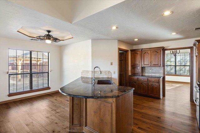 9 NW Forest Ln, Lawton, OK 73505