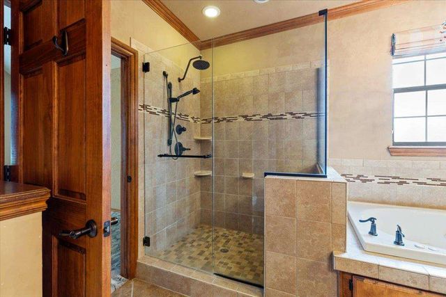 9 NW Forest Ln, Lawton, OK 73505