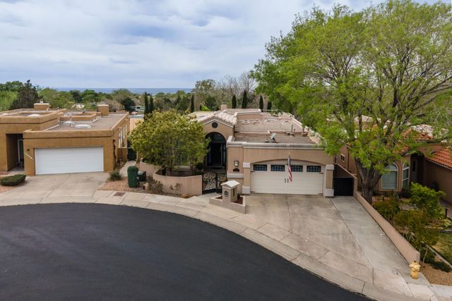 6605 Wentworth Court NE, Albuquerque, NM 87111