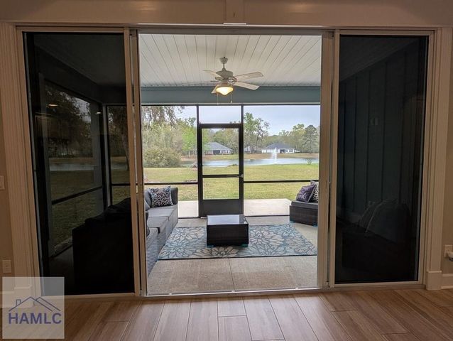 379 Harbour Island Circle, Waverly, GA 31565