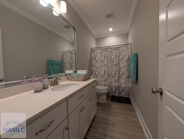 379 Harbour Island Circle, Waverly, GA 31565