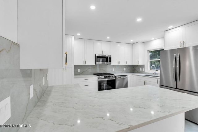 88 Hickory Hill Road, Jackson, NJ 08527