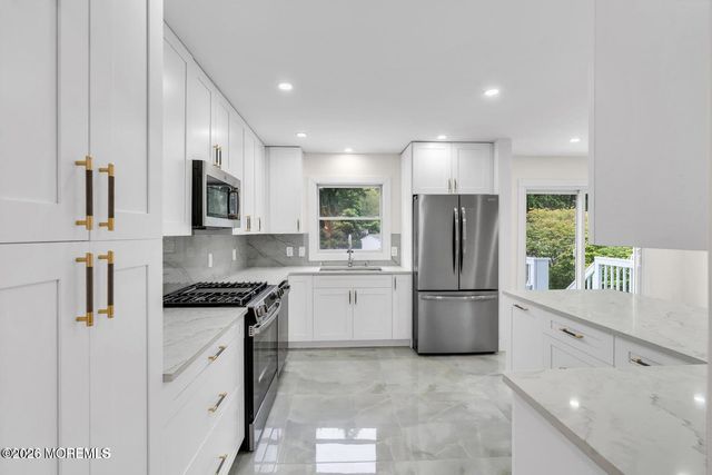 88 Hickory Hill Road, Jackson, NJ 08527