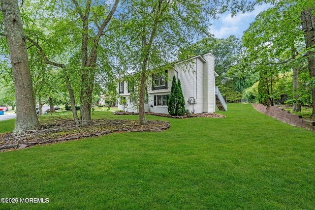 88 Hickory Hill Road, Jackson, NJ 08527