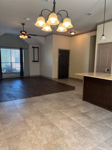 133 Cherokee Street, Greenville, TX 75402